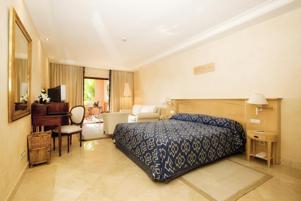 Bahía Beach Apartments Estepona Habitación foto
